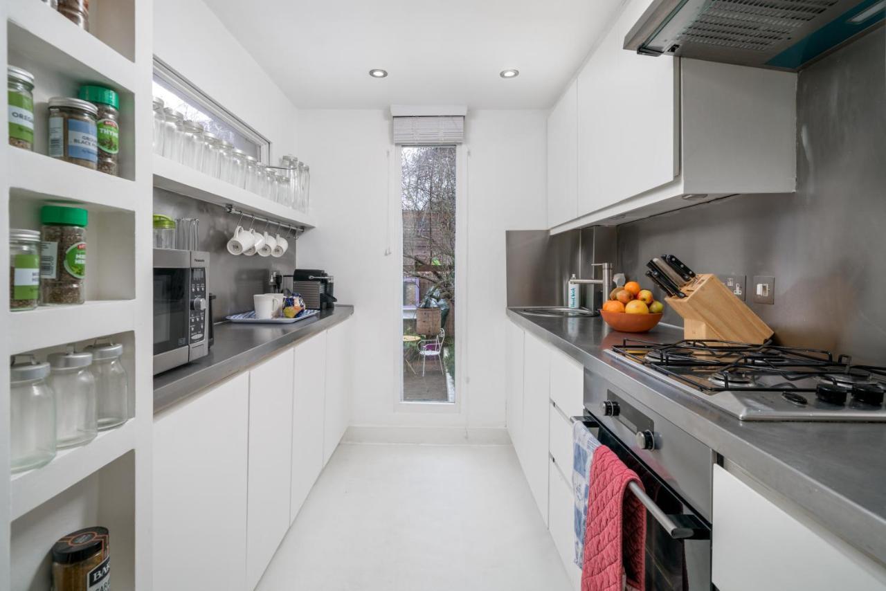לונדון Captivating Apartment In Shepherds Bush מראה חיצוני תמונה