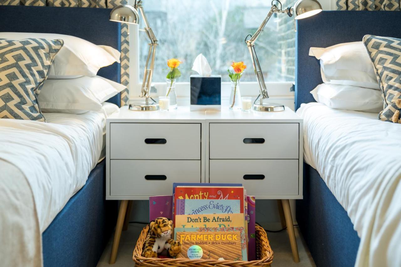 לונדון Captivating Apartment In Shepherds Bush מראה חיצוני תמונה